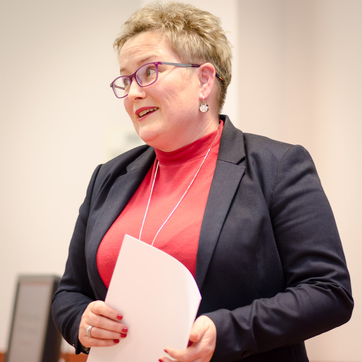 mgr M. Stawicka z ciepłymi słowami od pracowników