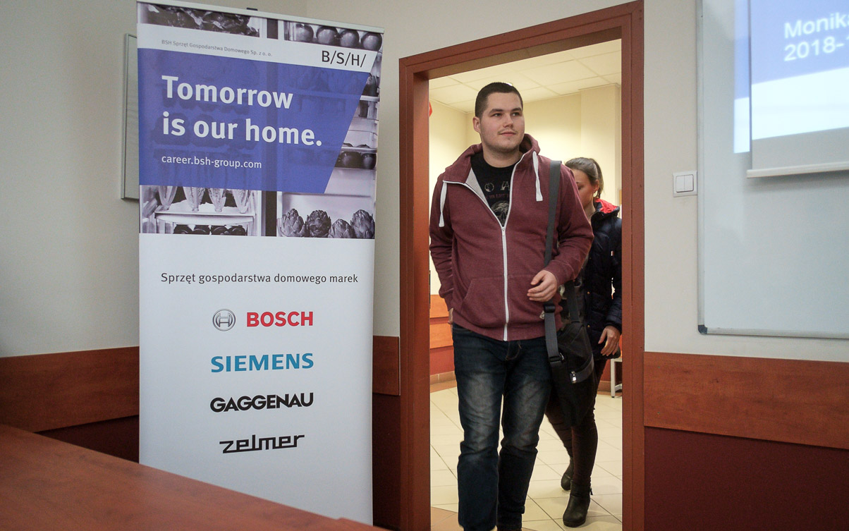 BSH welcomes students form PŁ
